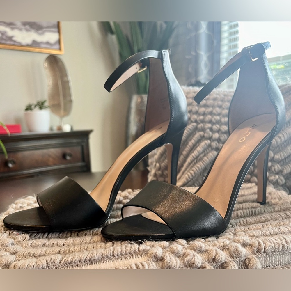 🌹 Aldo: Size 7.5